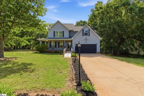 139 Holly Meadows Dr, Lyman, SC, 29365-9002 | Card Image