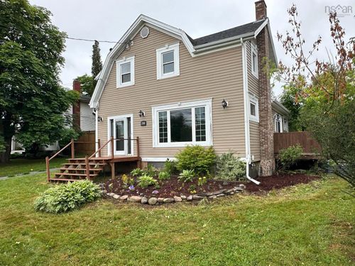 2780 Highway 2, Shubenacadie, NS, B0N2H0 | Card Image