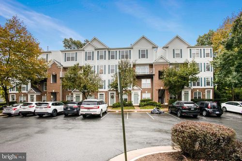 apt-303-12765 Fair Crest Ct, FAIRFAX, VA, 22033-3820 | Card Image