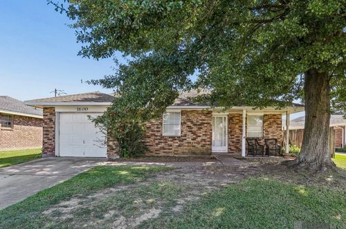 1600 Van Arpel Dr, Laplace, LA, 70068 | Card Image