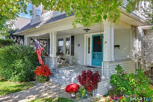27 Washington Ave, Danbury, CT, 06810-7926 | Card Image