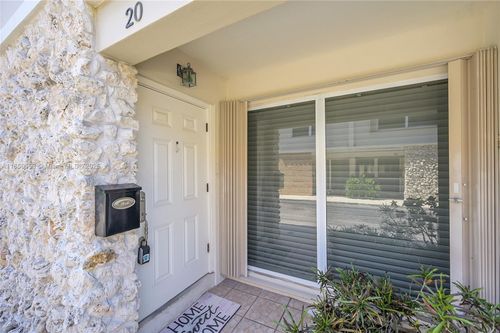 unit-20-5555 N Ocean Blvd, Lauderdale By The Sea, FL, 33308-2352 | Card Image