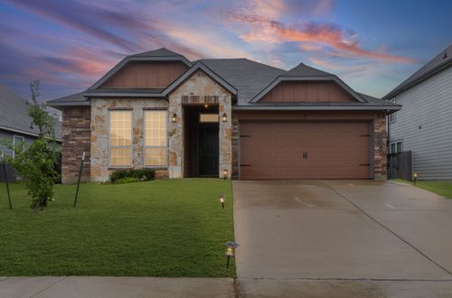 3220 Zabel Dr, Lorena, TX, 76655-3940 | Card Image