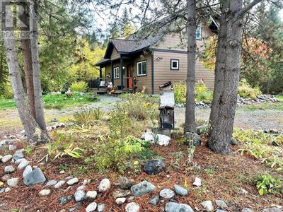 3240 Barriere South Rd, House other with 2 bedrooms, 2 bathrooms and null parking in Barriere BC | Image 2