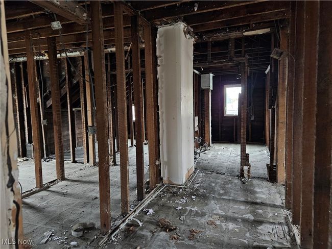 Unfinished second story space | Image 14