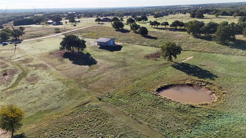 205 Rolling Hills Blvd, Alvord, TX, 76225-1511 | Card Image