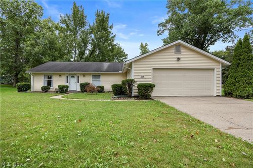 5638 Mills Creek Lane, North Ridgeville, OH, 44039 | Card Image