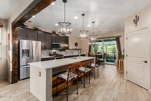 10317 S Wheel Spoke Ln, Vail, AZ, 85641-3517 | Card Image