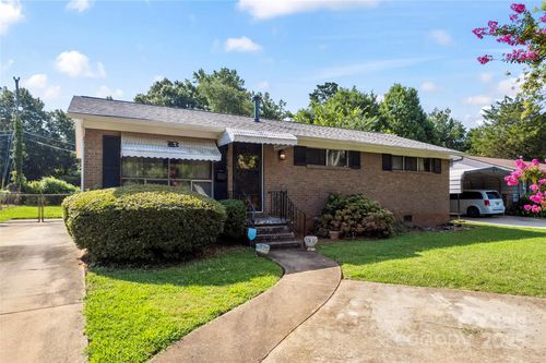 2515 Alleghany St, Charlotte, NC, 28208-3744 | Card Image