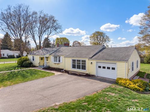 46 Lynde St, Old Saybrook, CT, 06475-2147 | Card Image