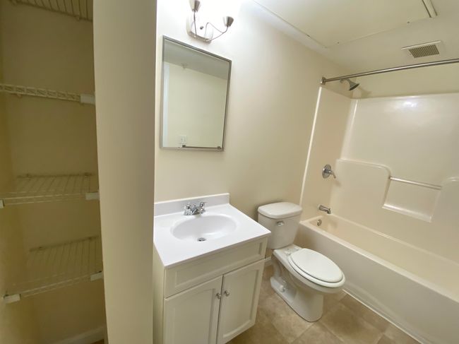 APT-108 - 100 Sentinel Ct, Condo with 2 bedrooms, 2 bathrooms and null parking in Manchester NH | Image 43