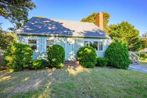 33 Holmes Rd, Harwich, MA, 02645-2220 | Card Image