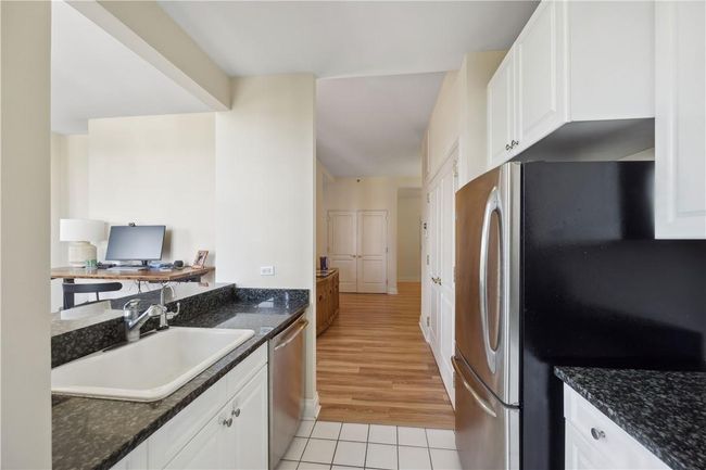APT-614 - 1 Scarsdale Rd, Condo with 2 bedrooms, 2 bathrooms and 1 parking in Eastchester NY | Image 6