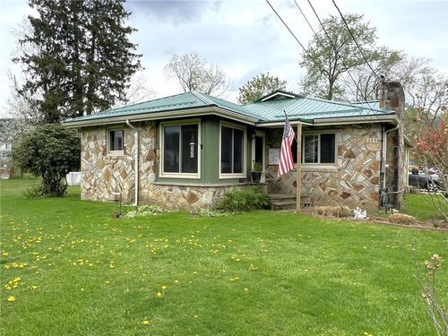 205 Ericas Ln, Laughlintown, PA, 15655-1016 | Card Image