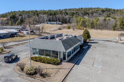 270 Broadway, Whitehall, NY, 12887-1634 | Card Image