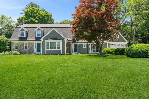 730 Victory Hwy, North Smithfield, RI, 02896-7707 | Card Image