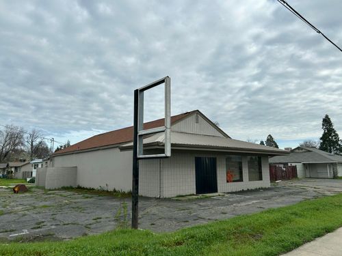 6271 Eastside Rd, Redding, CA, 96001-5011 | Card Image
