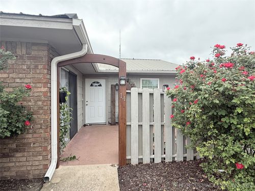 apt-14-101 Doris Dr, Sallisaw, OK, 74955-5432 | Card Image