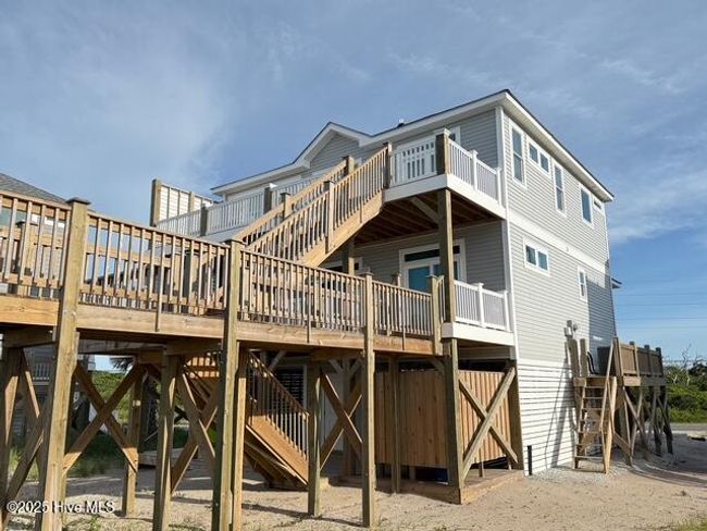 1012 New River Inlet Rd, House other with 5 bedrooms, 4 bathrooms and null parking in N Topsail Beach NC | Image 39