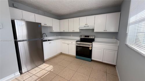 5408-5408 Nw 18th Pl, Lauderhill, FL, 33313-4828 | Card Image