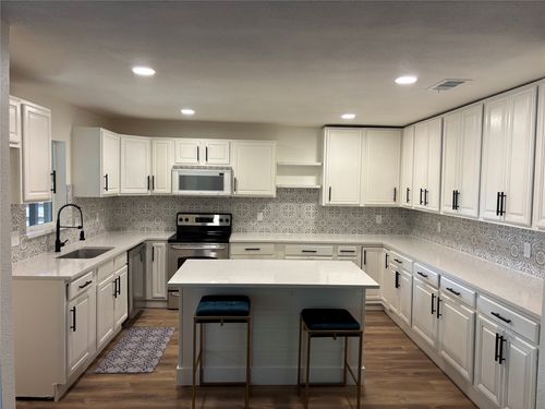 3120 Abbey Cv, Carrollton, TX, 75007-3411 | Card Image