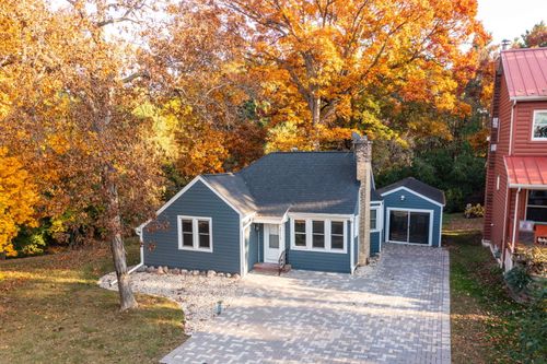 39113 N Cedar Crest Dr, Lake Villa, IL, 60046-9740 | Card Image