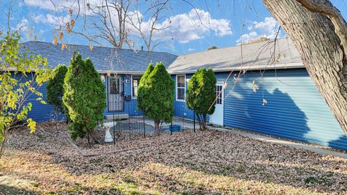 849 N Piatt St, Bement, IL, 61813-1146 | Card Image