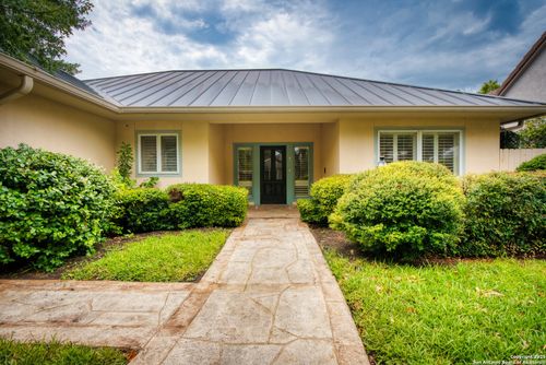 1 Kensington Ct, San Antonio, TX, 78218-1754 | Card Image