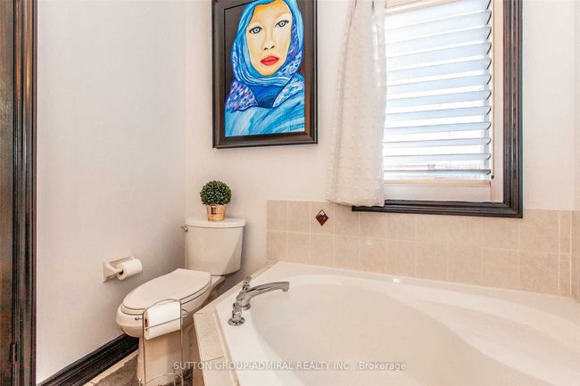 9 Amalfi Crt, House other with 5 bedrooms, 4 bathrooms and 2 parking in Vaughan ON | Image 28