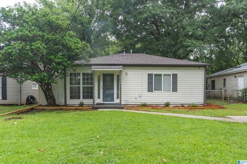 1544 26th Ave N, HUEYTOWN, AL, 35023-3363 | Card Image
