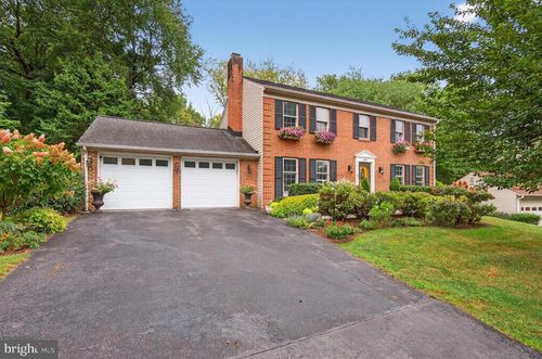 5 Turnham Ct, NORTH POTOMAC, MD, 20878-2619 | Card Image