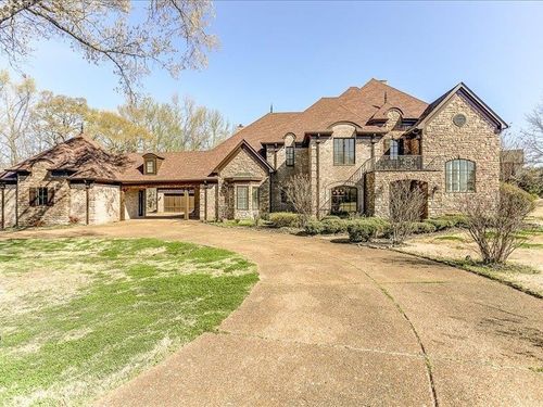 160 Windsor Ct, Eads, TN, 38028-3299 | Card Image