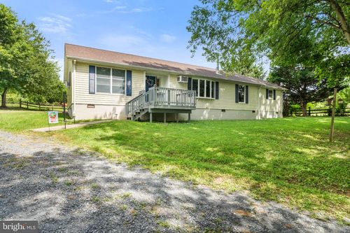 168 Ella Dr, SHEPHERDSTOWN, WV, 25443-3657 | Card Image