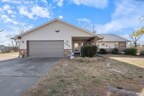 2824 Parkwood Circle, Rogers, AR, 72756 | Card Image