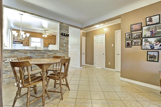 793 Tate Ave, House other with 2 bedrooms, 2 bathrooms and 6 parking in Hamilton ON | Image 6