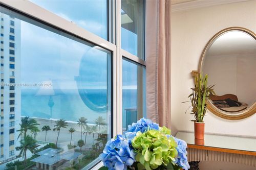 apt-1003-2501 S Ocean Dr, Hollywood, FL, 33019-2614 | Card Image