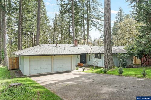 2225 Nw Estaview Cir, Corvallis, OR, 97330-1008 | Card Image