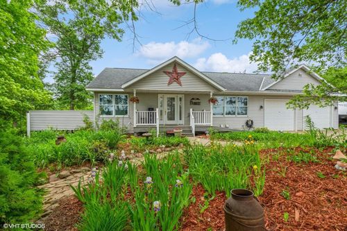 1837 Liberty St, Mora, MN, 55051-7129 | Card Image