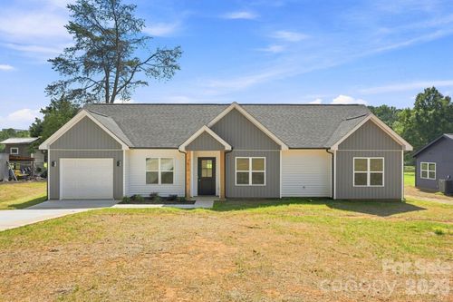 1513 Robin Rd, Newton, NC, 28658-2628 | Card Image