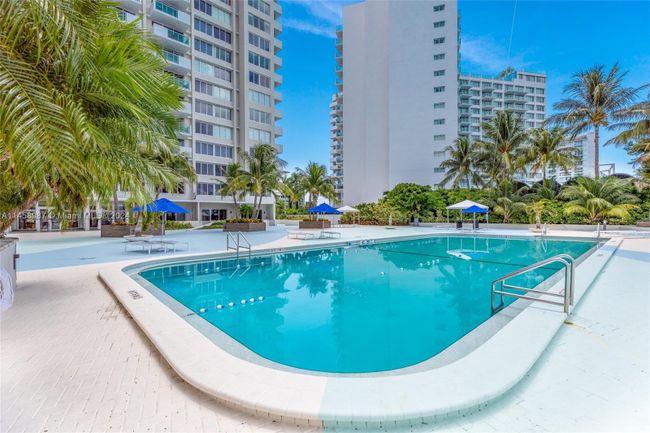 PH15 - 1200 West Ave, Condo with 1 bedrooms, 1 bathrooms and null parking in Miami Beach FL | Image 35