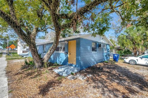 910 E Waters Ave, TAMPA, FL, 33604-3143 | Card Image