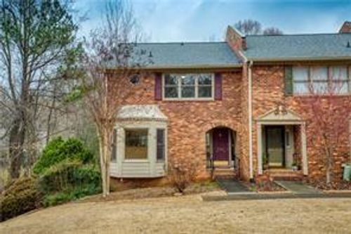 6420-6420 Windsor Trace Drive, Peachtree Corners, GA, 30092 | Card Image