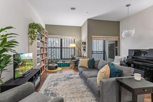207-270 4th Street E, Saint Paul, MN, 55101 | Card Image