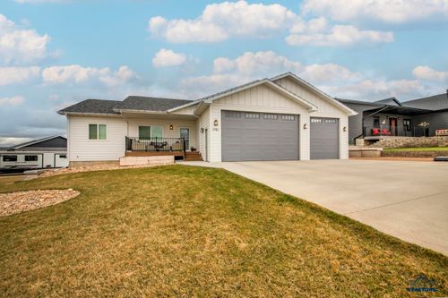 3782 Beartooth Loop, Spearfish, SD, 57783 | Card Image