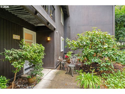 2625 Woodstone Pl, Eugene, OR, 97405 | Card Image