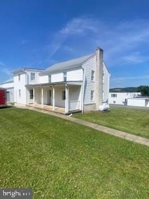 972 Hoffmansville Road, BECHTELSVILLE, PA, 19505 | Card Image