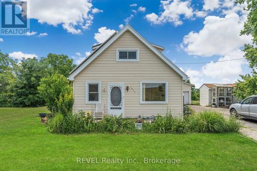 1032 Elm Street, Port Colborne (Main Street), ON, L3K5C8 | Card Image