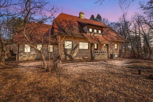 6789 N Elm Tree Road, GLENDALE, WI, 53217 | Card Image