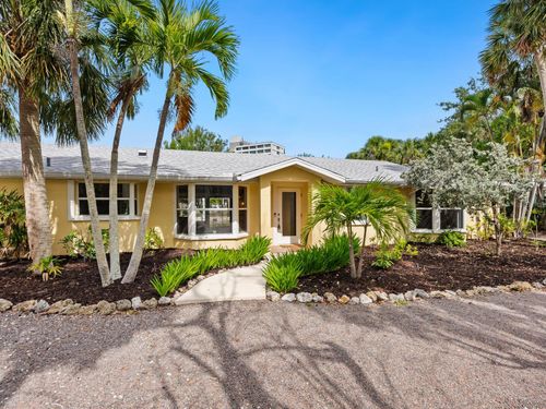 4830 Estrada De Costa, Sarasota, FL, 34242 | Card Image