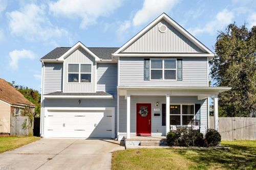 530 Birmingham Ave, Norfolk, VA, 23505-2117 | Card Image